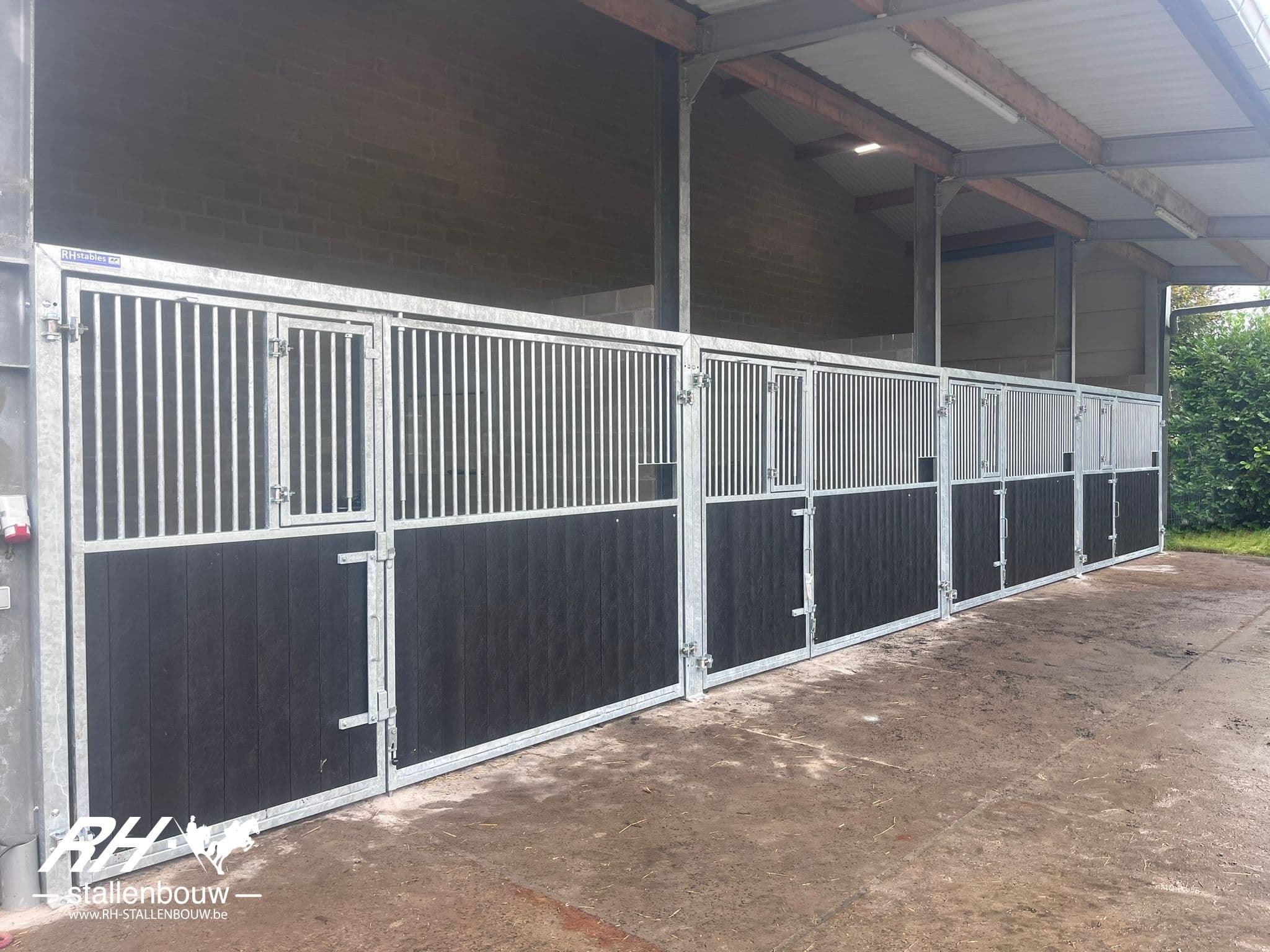 Volledig opendraaibare wanden voor machinaal te mesten - afbeelding 1