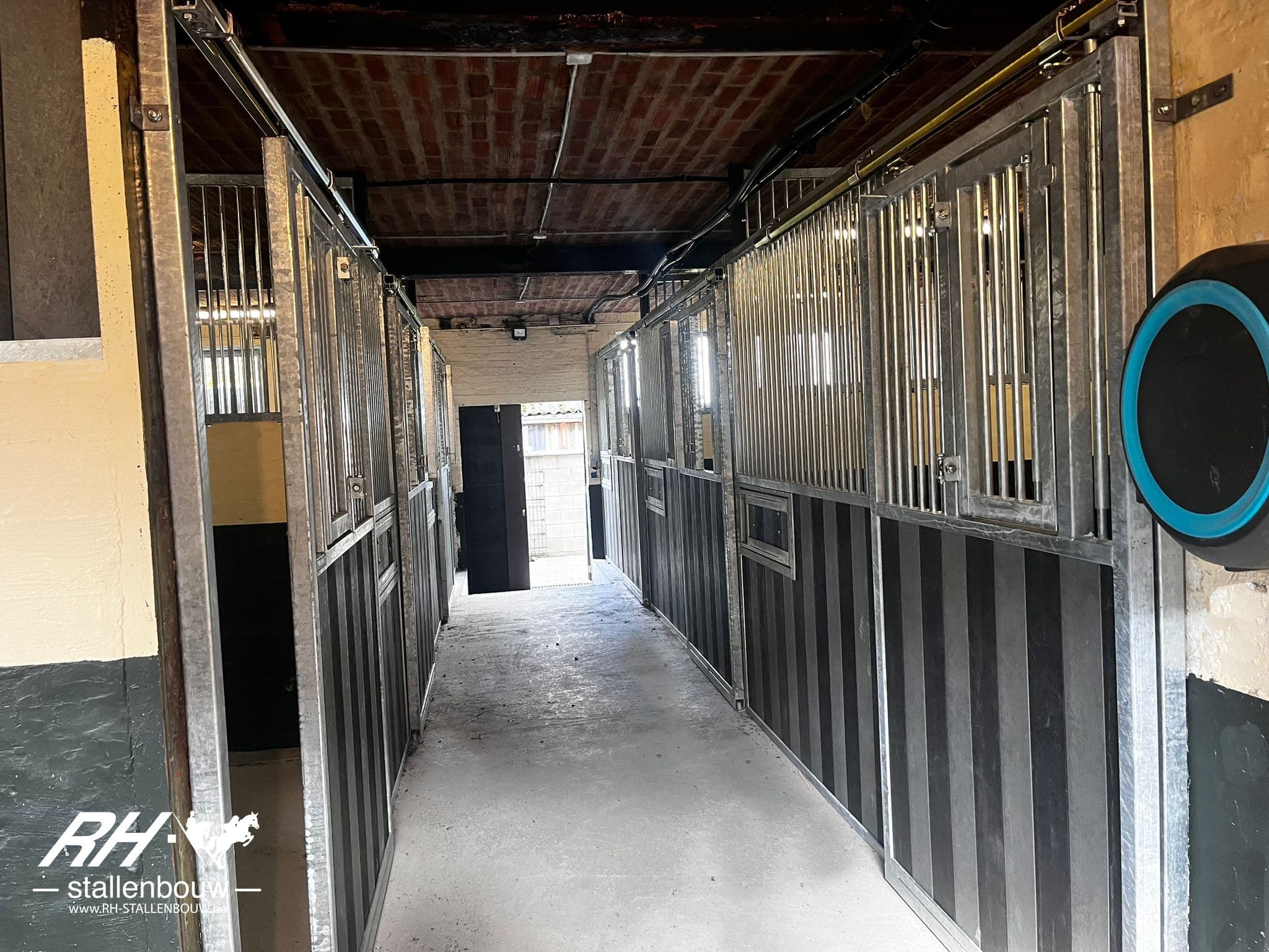 Binnenstallen te Grez-Doiceau - afbeelding 5