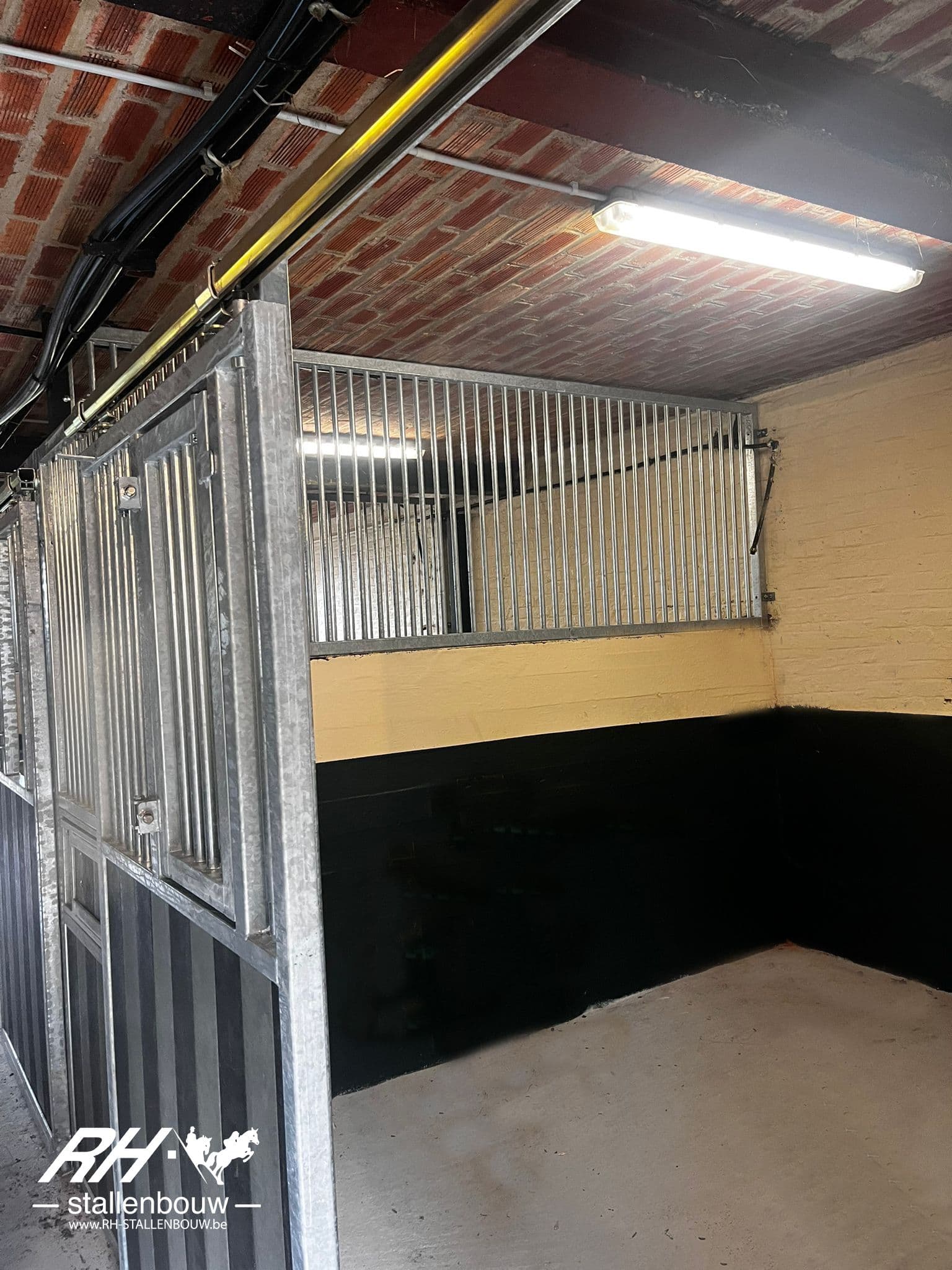 Binnenstallen te Grez-Doiceau - afbeelding 2