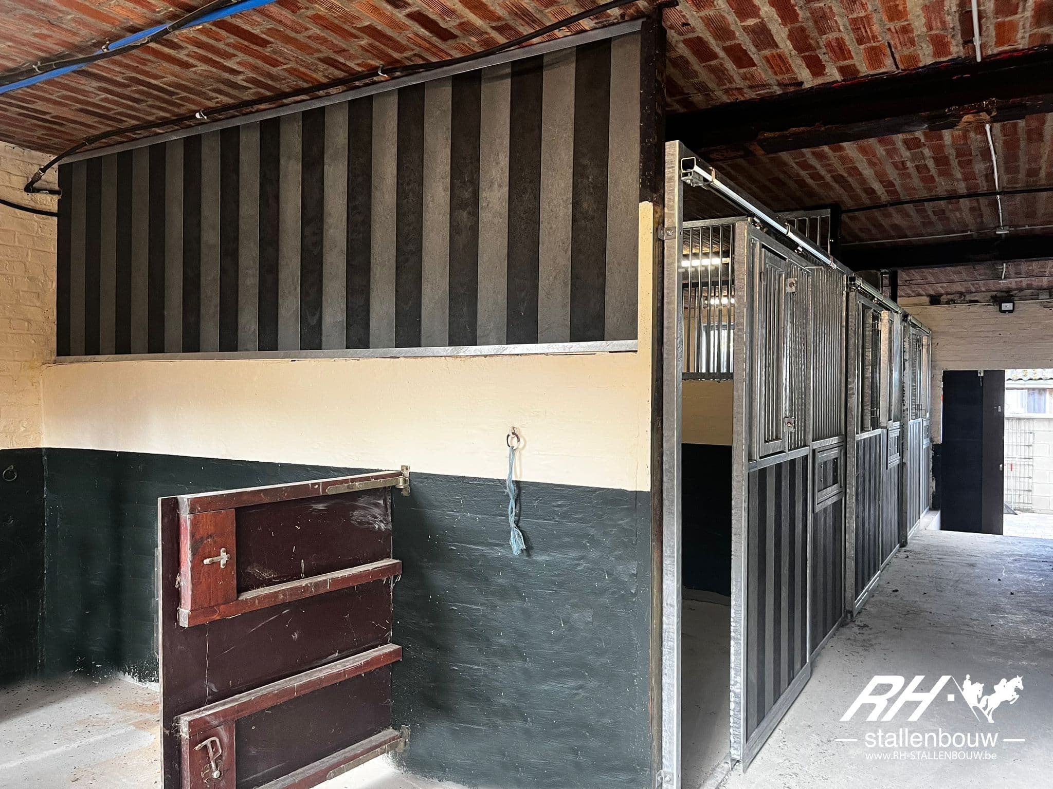Binnenstallen te Grez-Doiceau - afbeelding 4
