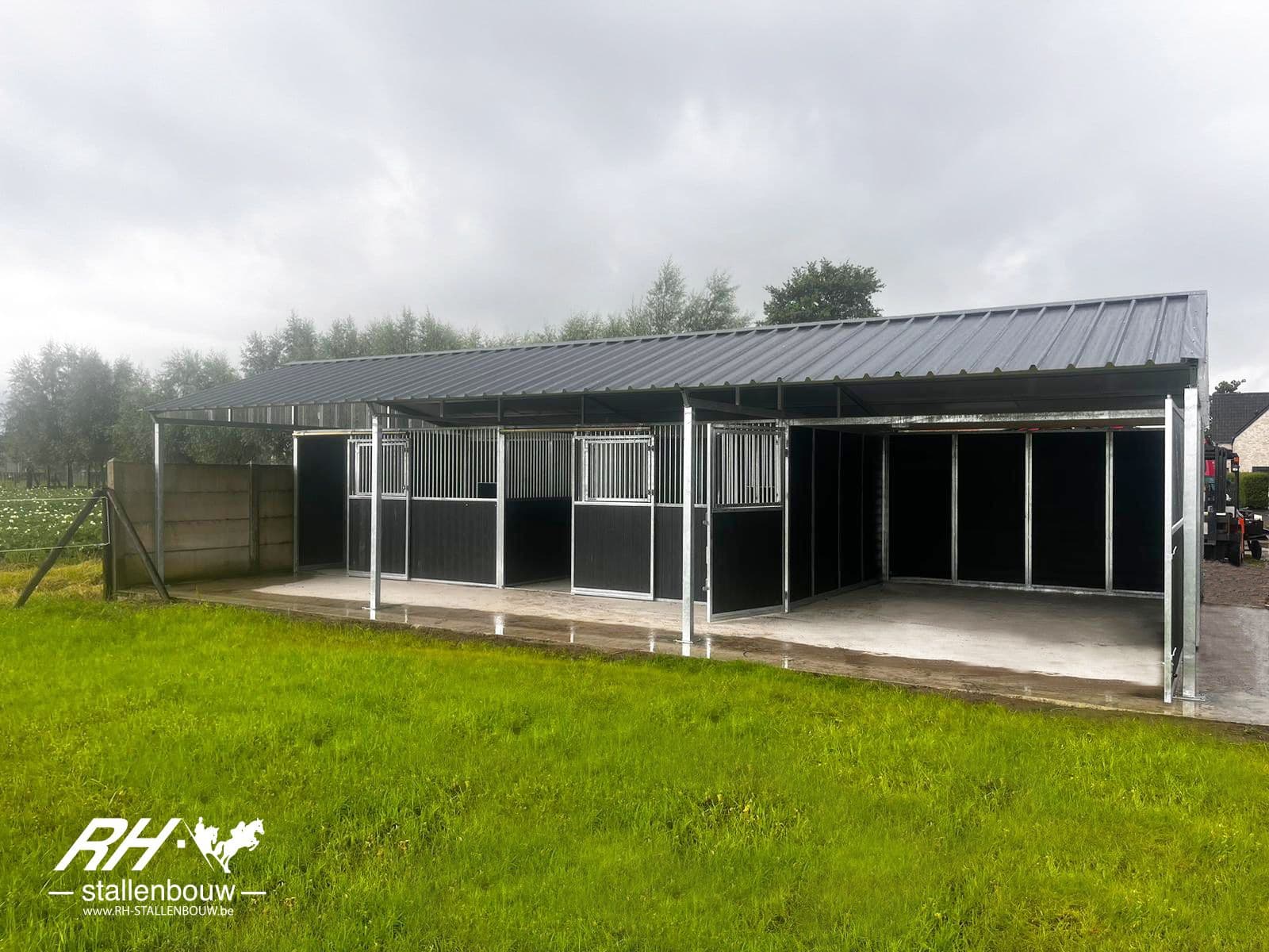 Buitenstal van het model Texas  - afbeelding 2