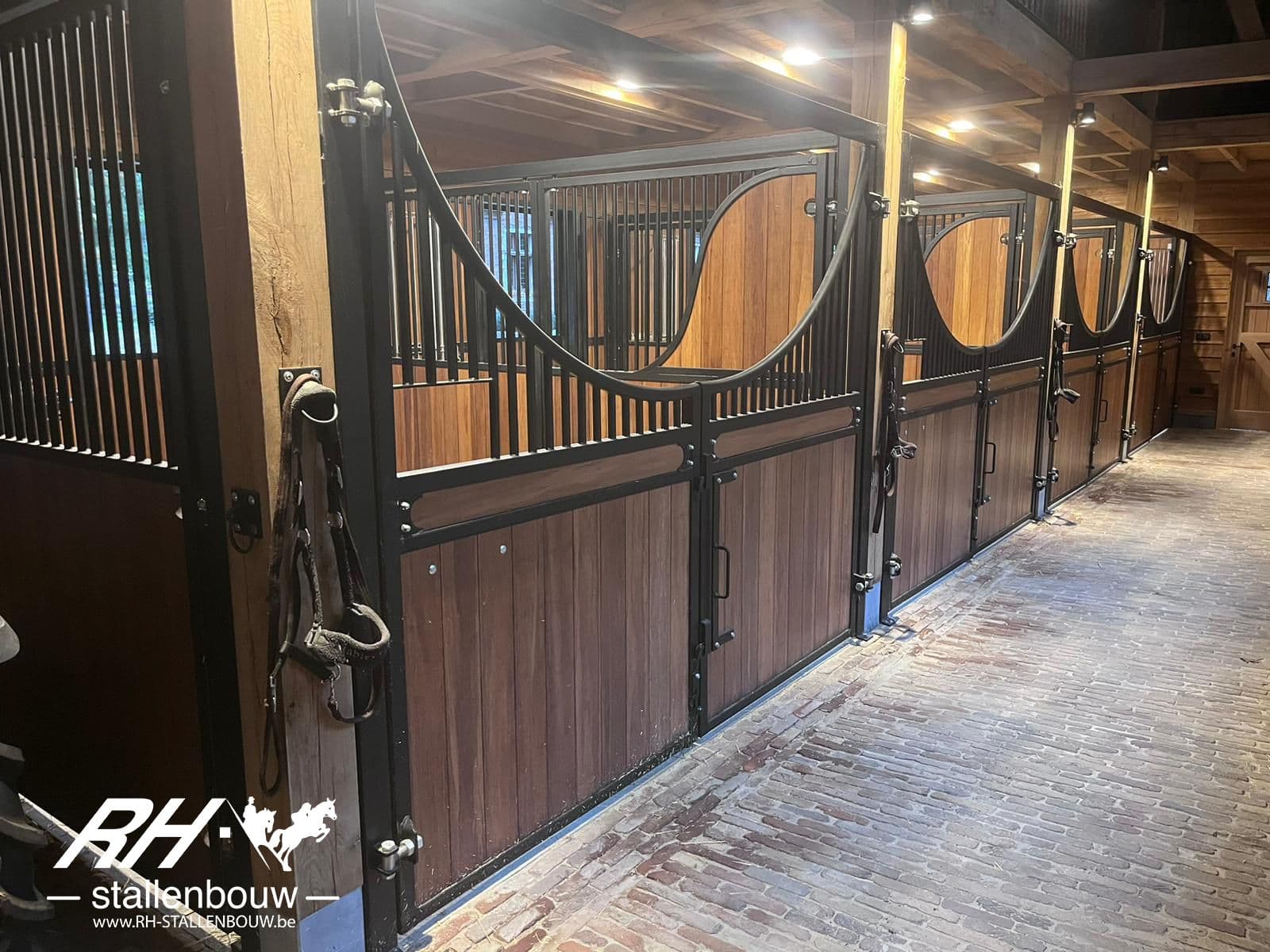 Volledig opendraaibare voor & zijwanden - afbeelding 11